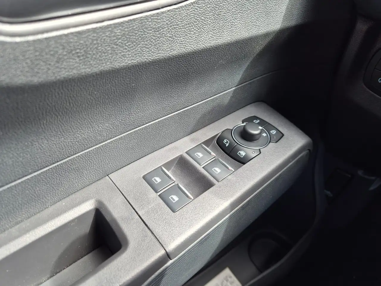 Ford Tourneo 14