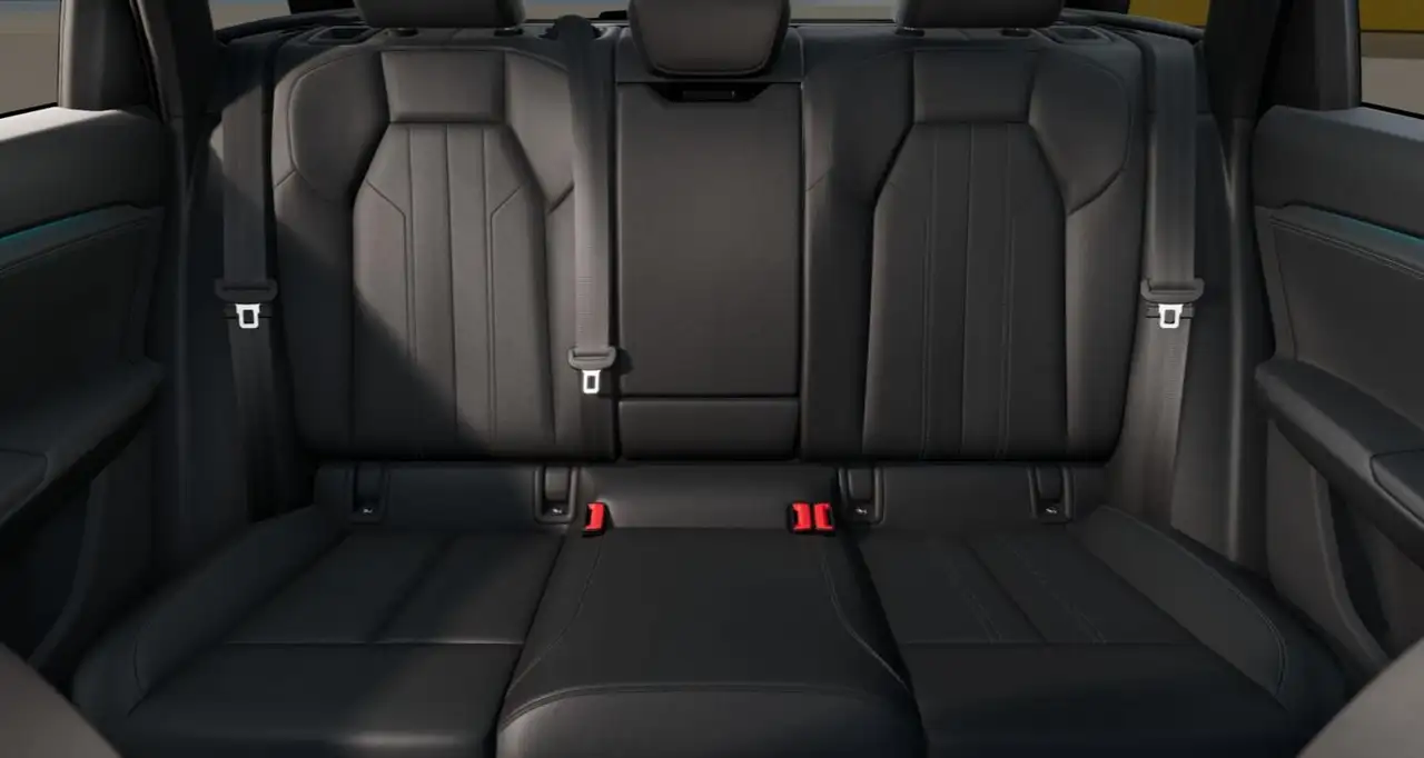 Audi Q6 6