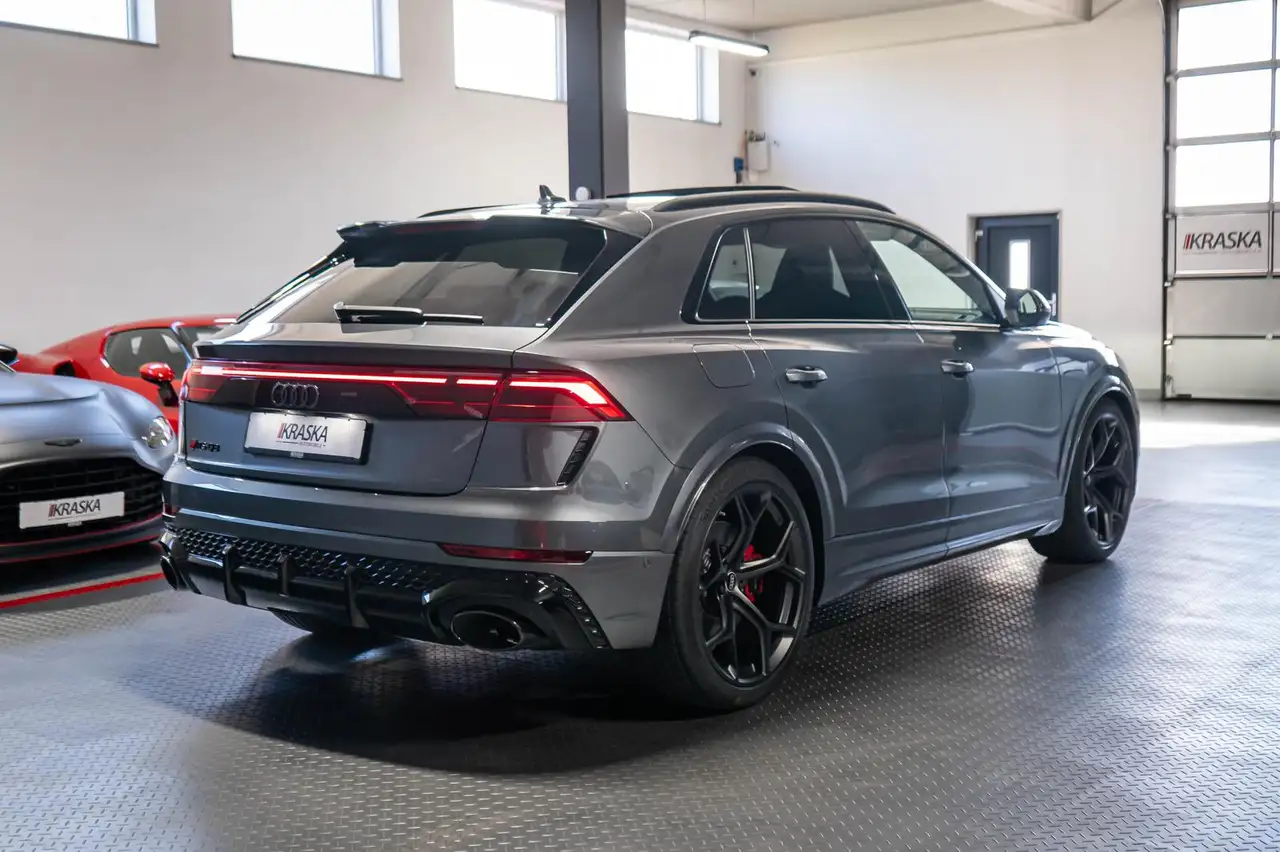 Audi RS 11
