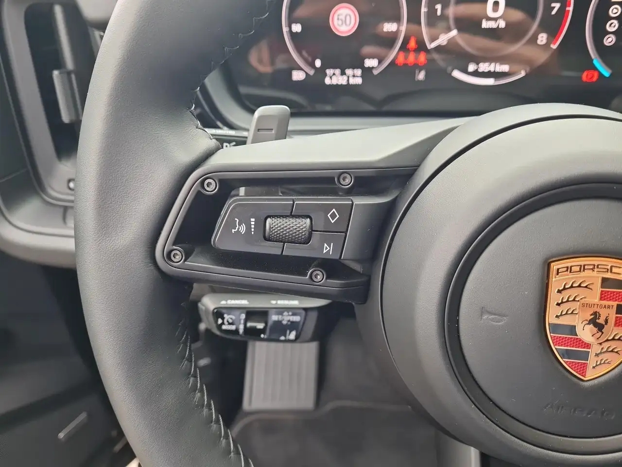 Porsche Cayenne 14