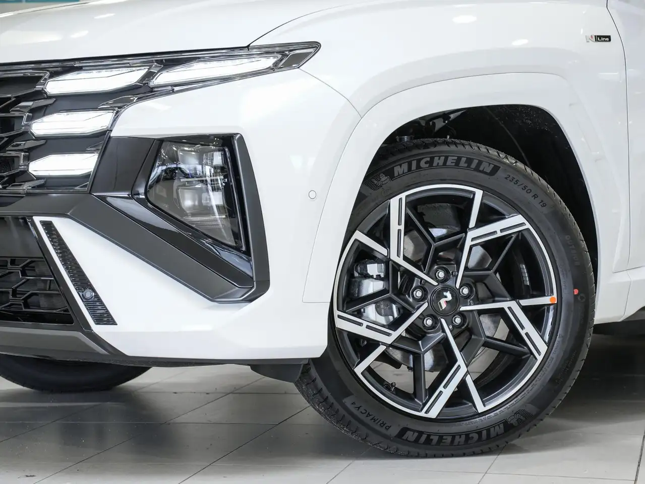 Hyundai TUCSON 8