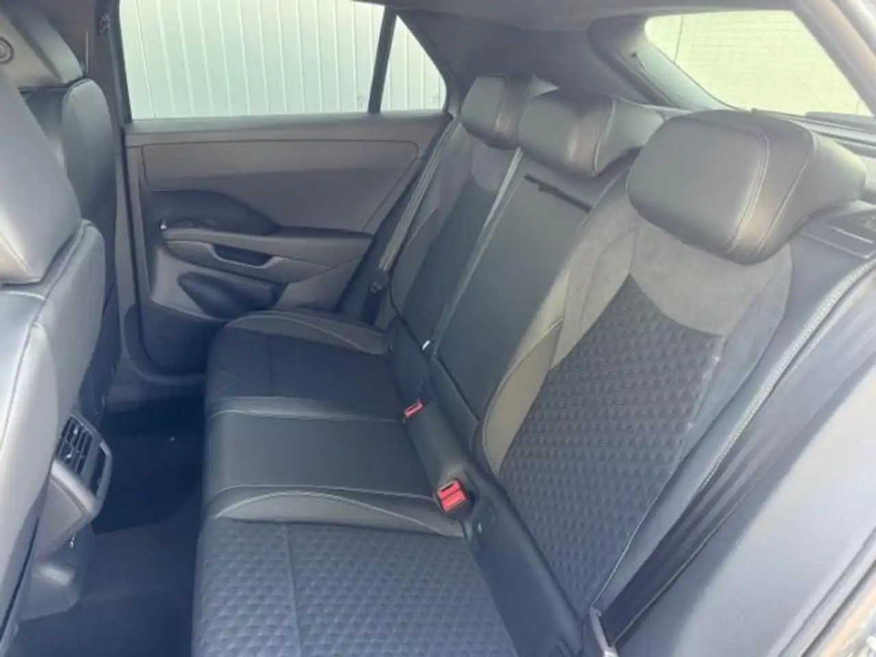 Volkswagen T-Roc 7
