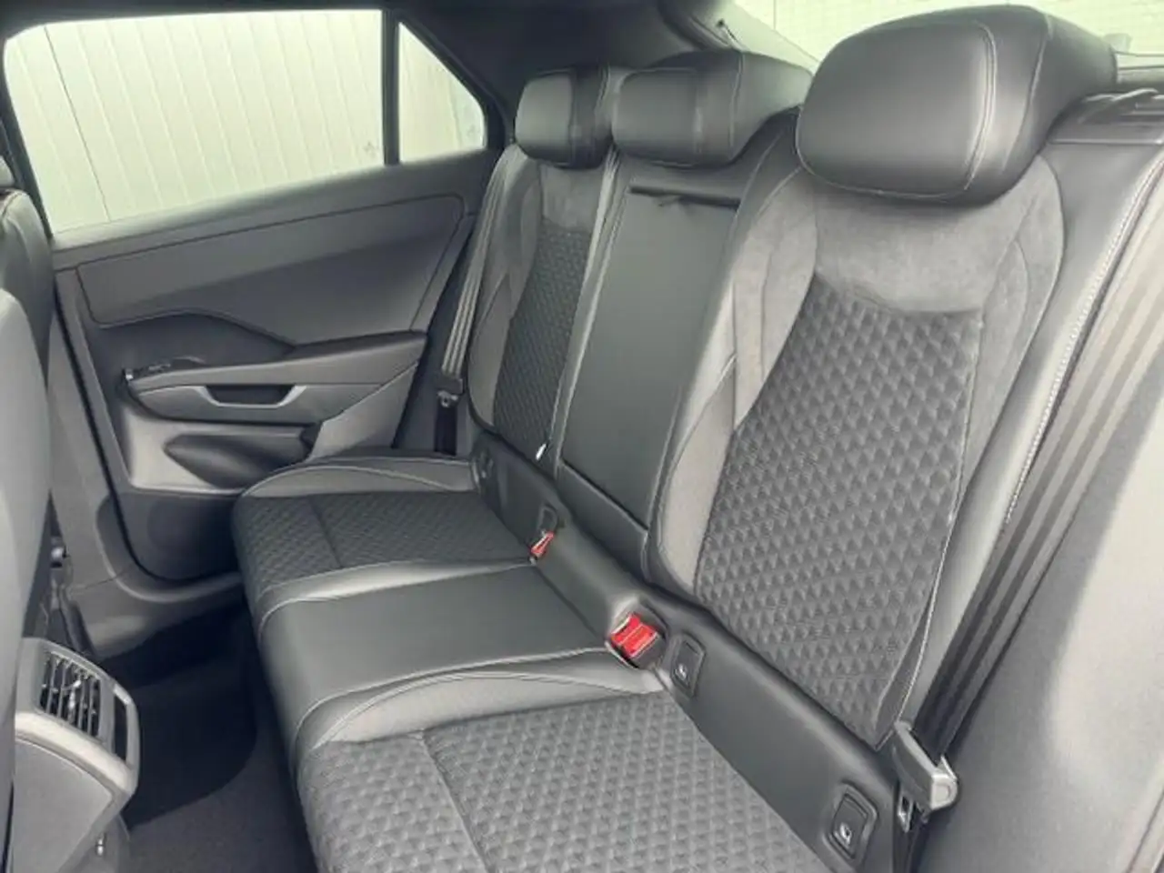 Volkswagen T-Roc 7