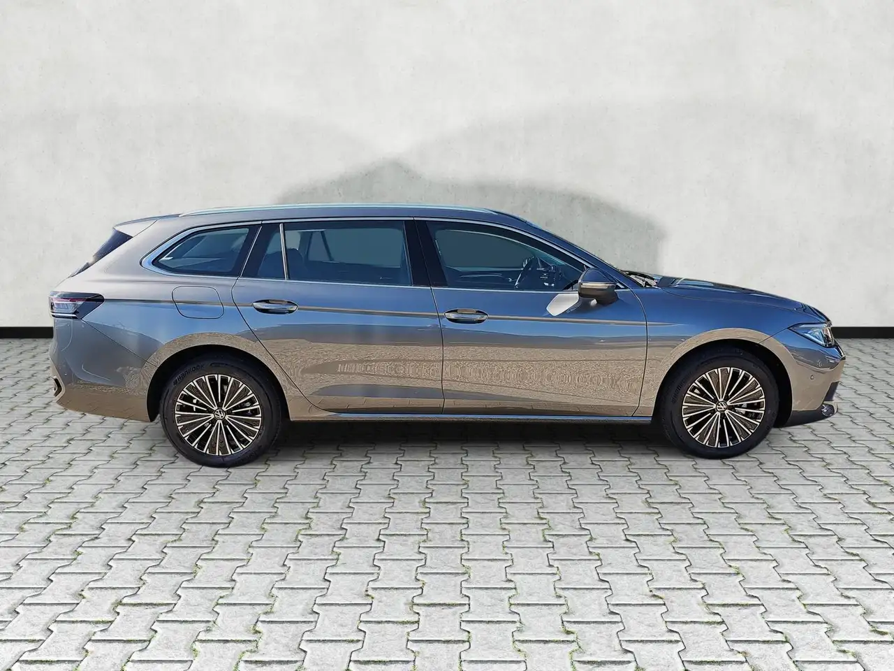 Volkswagen Passat 9