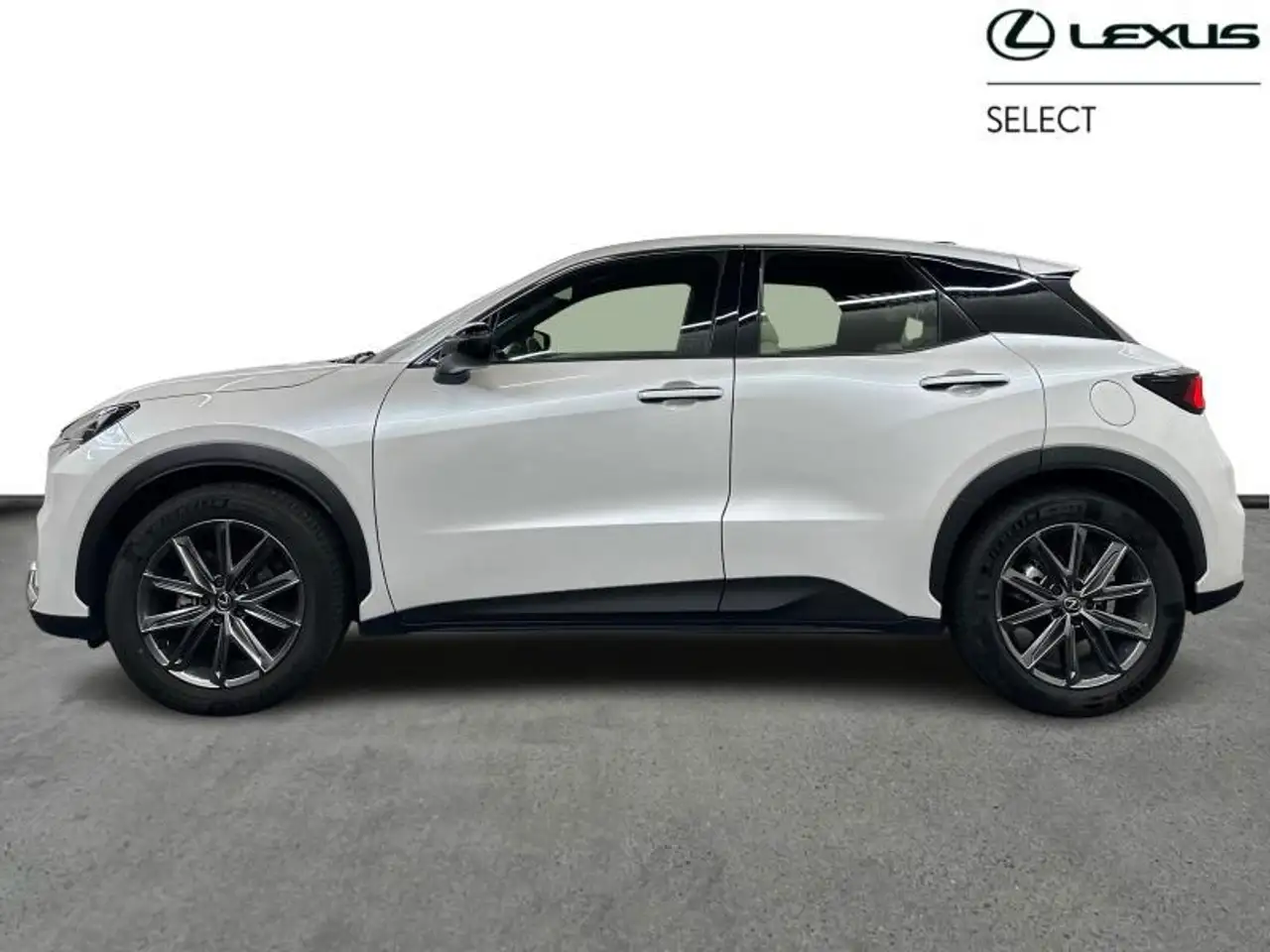 Lexus LBX 3