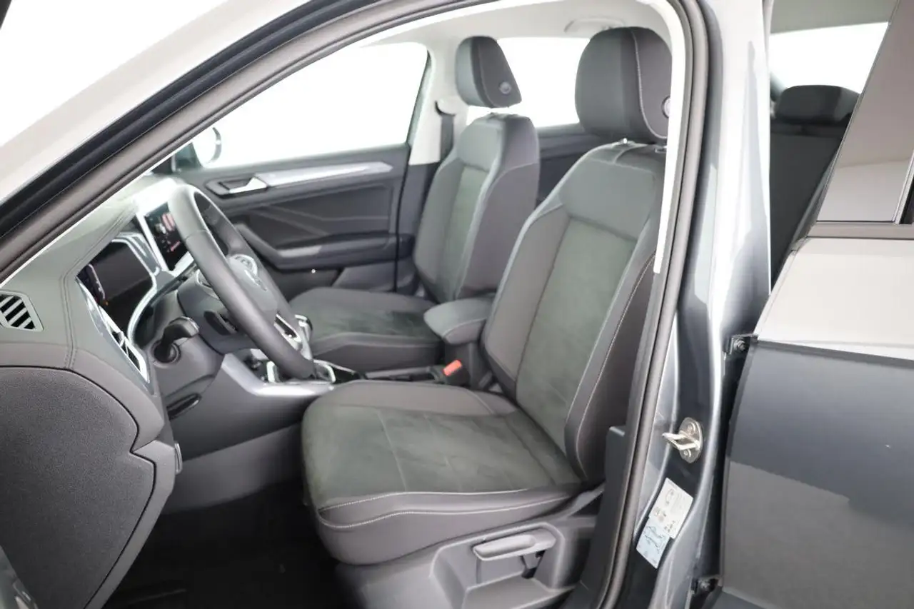 Volkswagen T-Roc 12