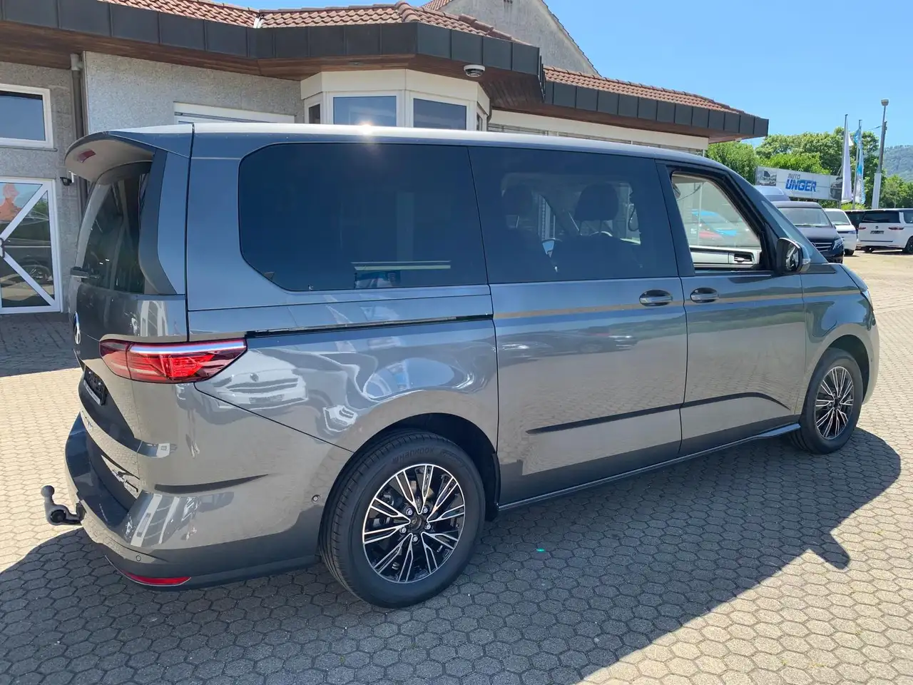 Volkswagen T7 Multivan 3