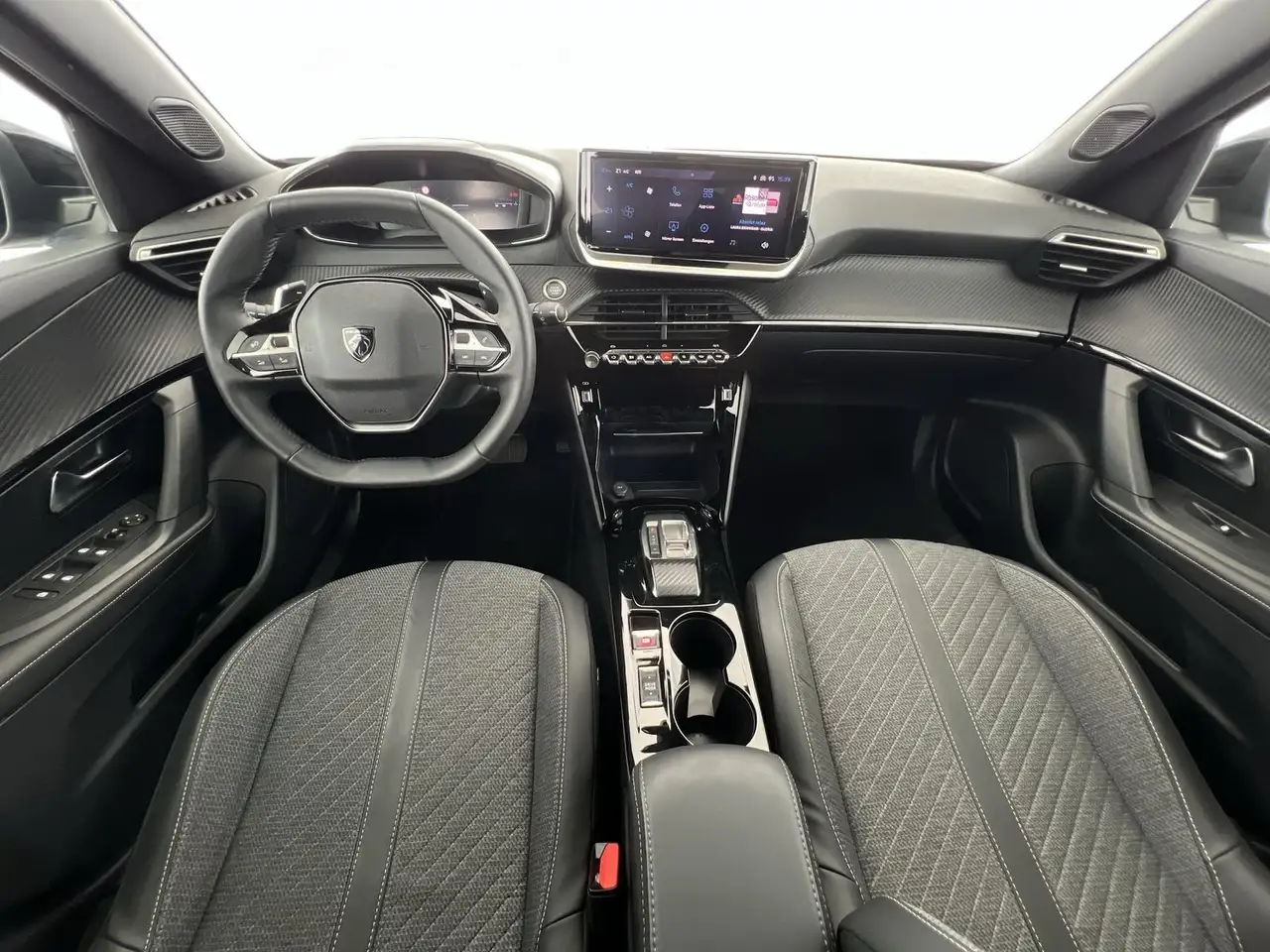 Peugeot 2008 6
