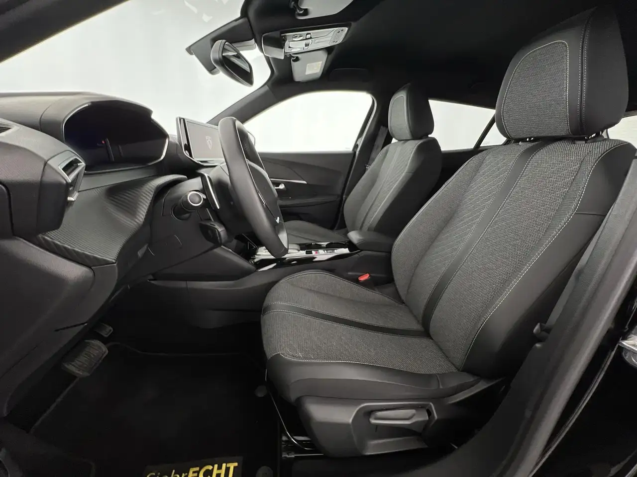 Peugeot 2008 7