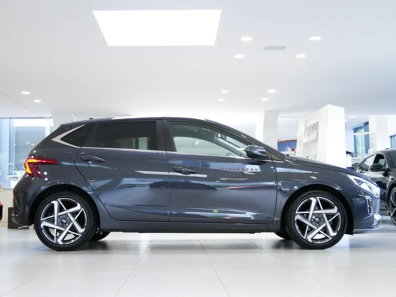 Hyundai i20 10