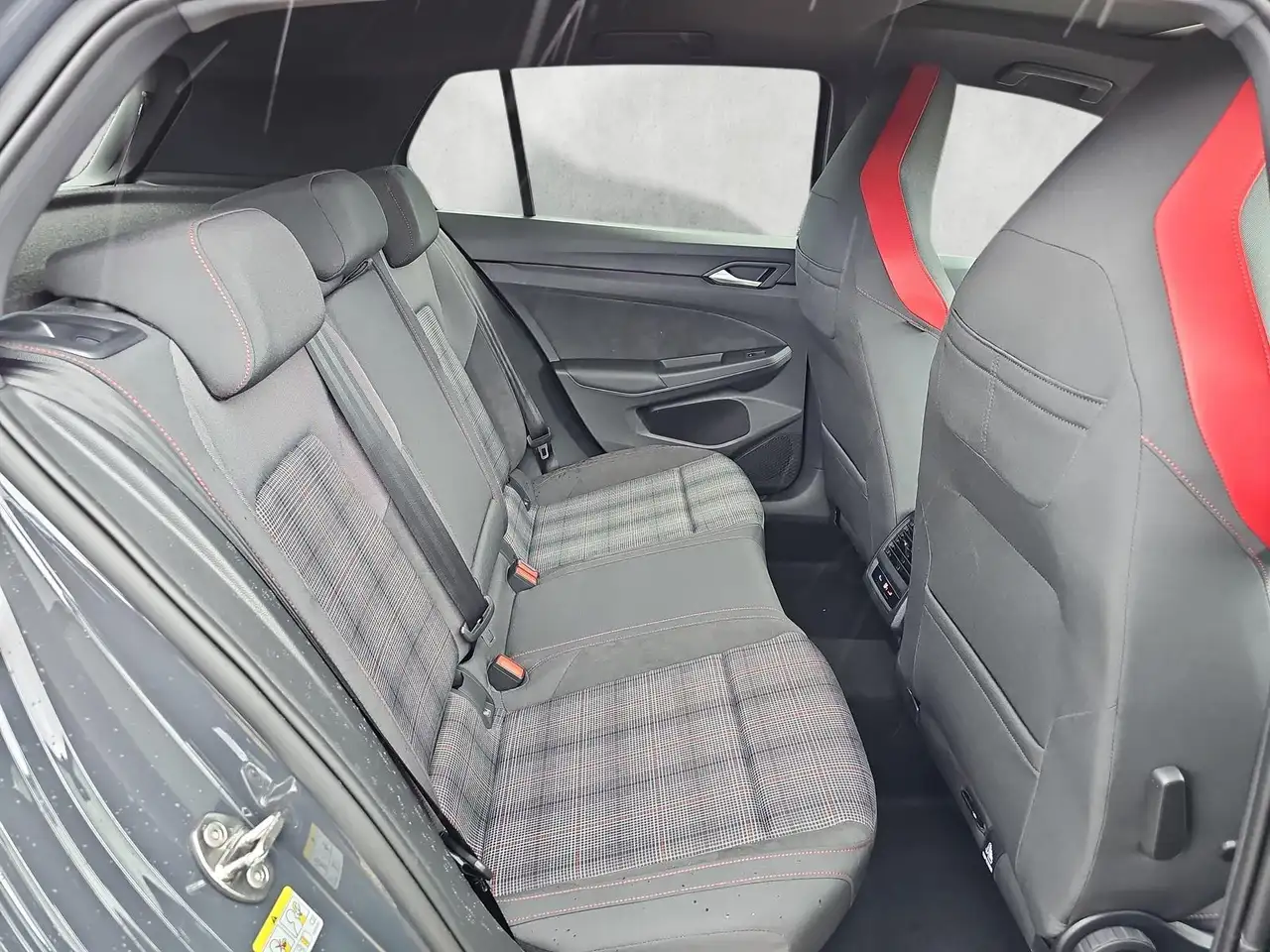 Volkswagen Golf 14