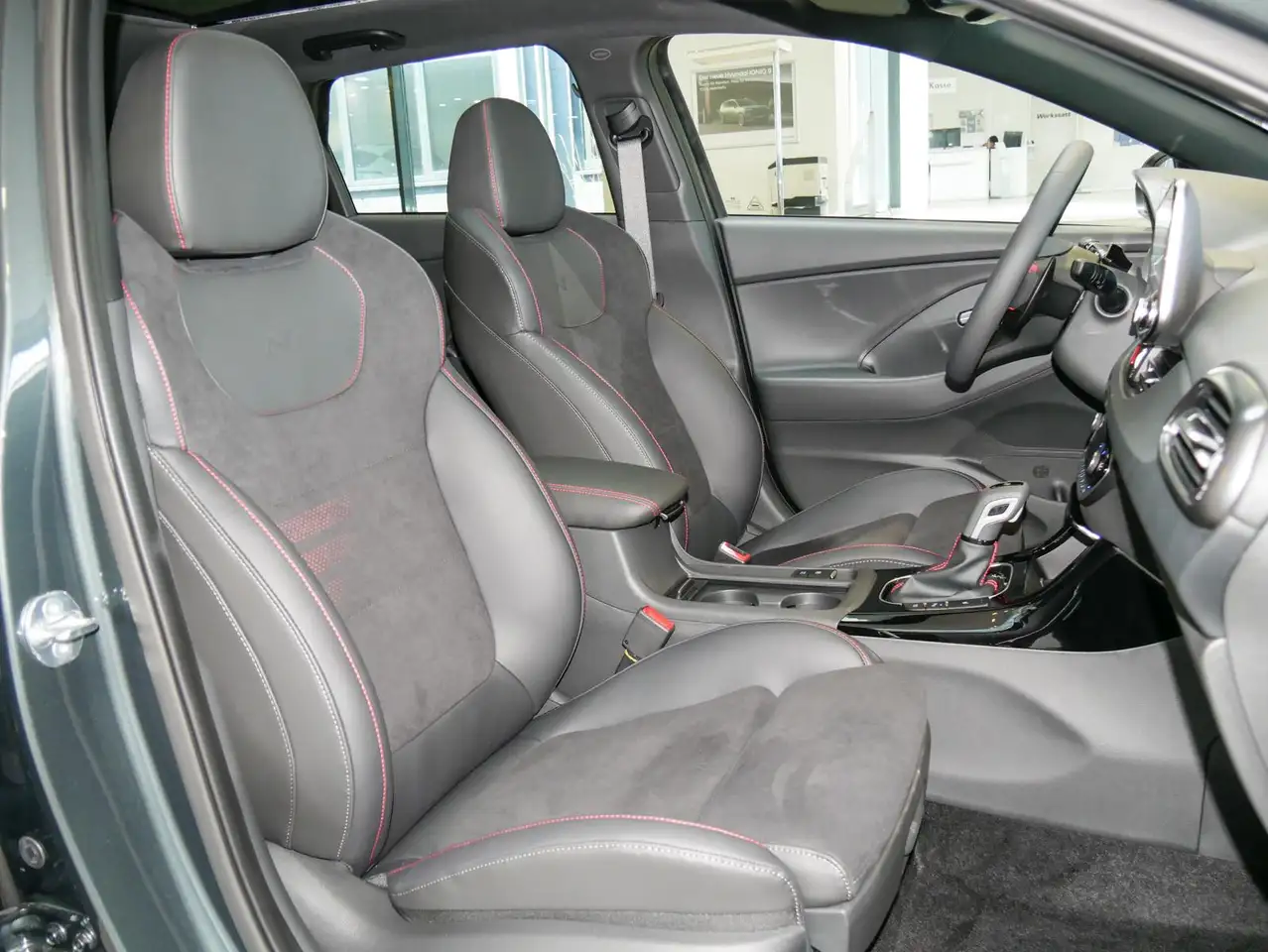 Hyundai i30 4