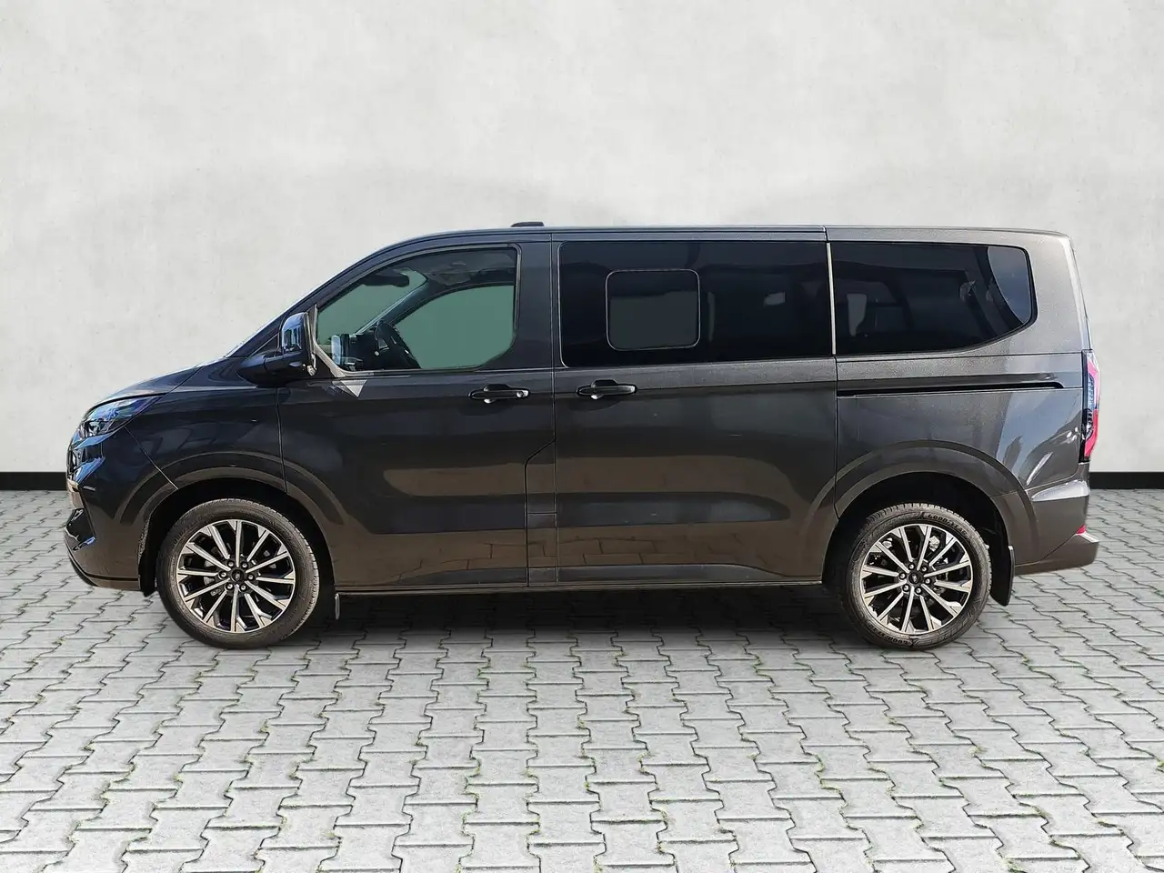 Ford Tourneo 5
