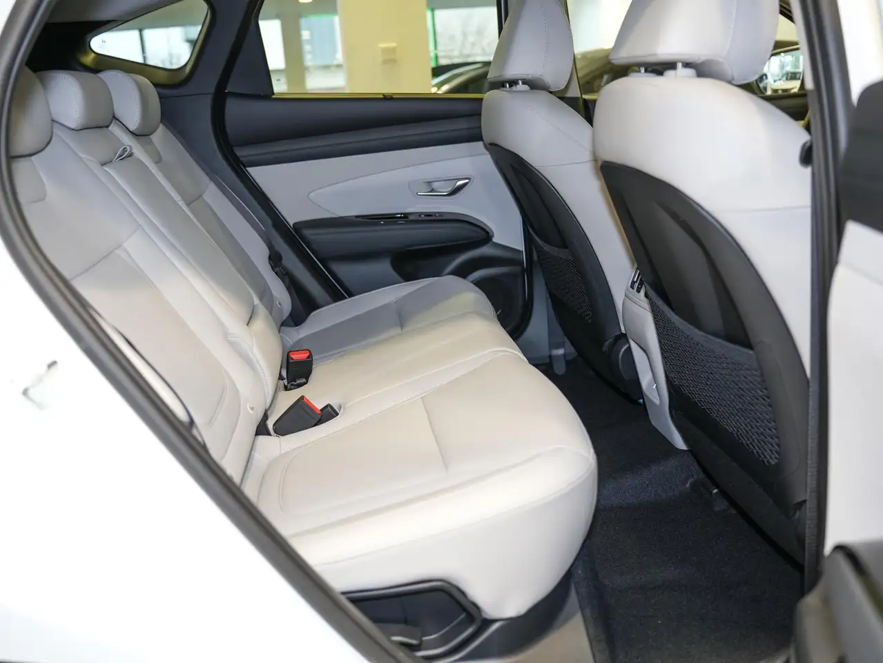 Hyundai TUCSON 8