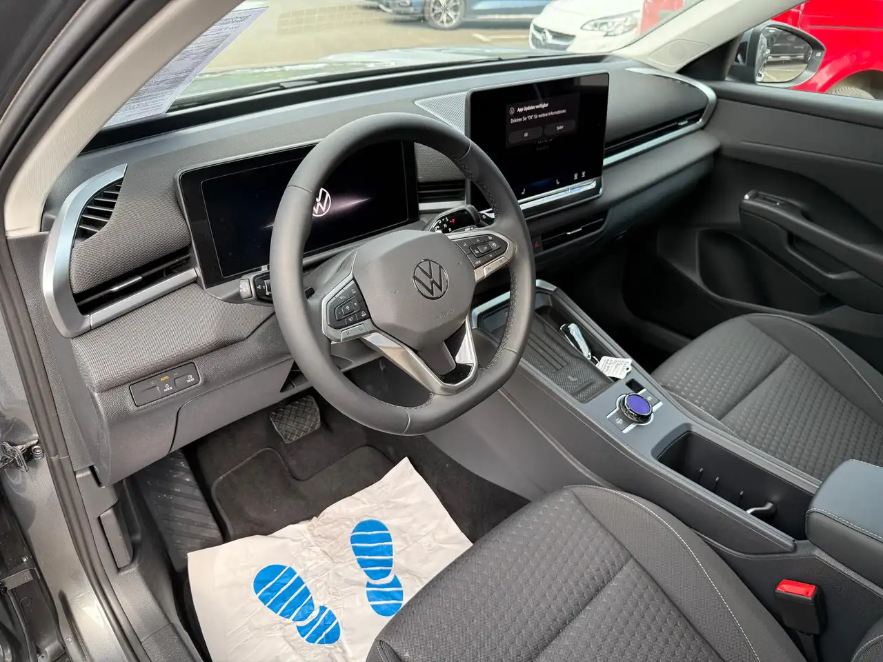 Volkswagen T-Roc 10