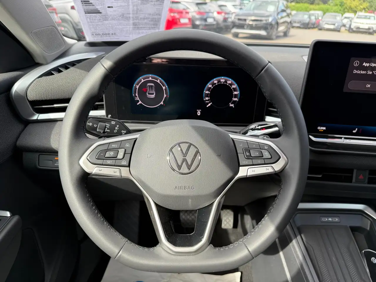Volkswagen T-Roc 13