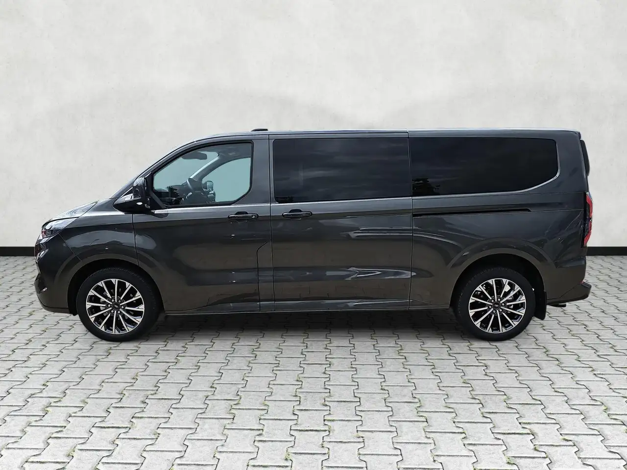 Ford Tourneo 5