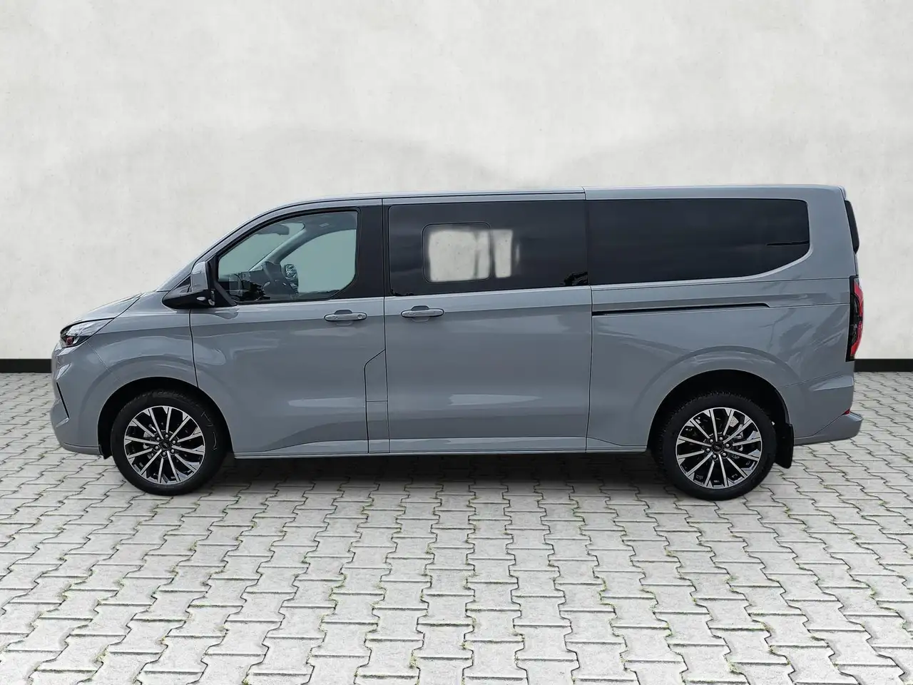 Ford Tourneo 5
