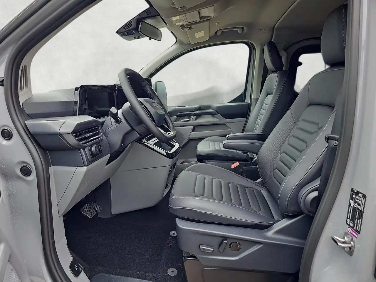 Ford Tourneo 10