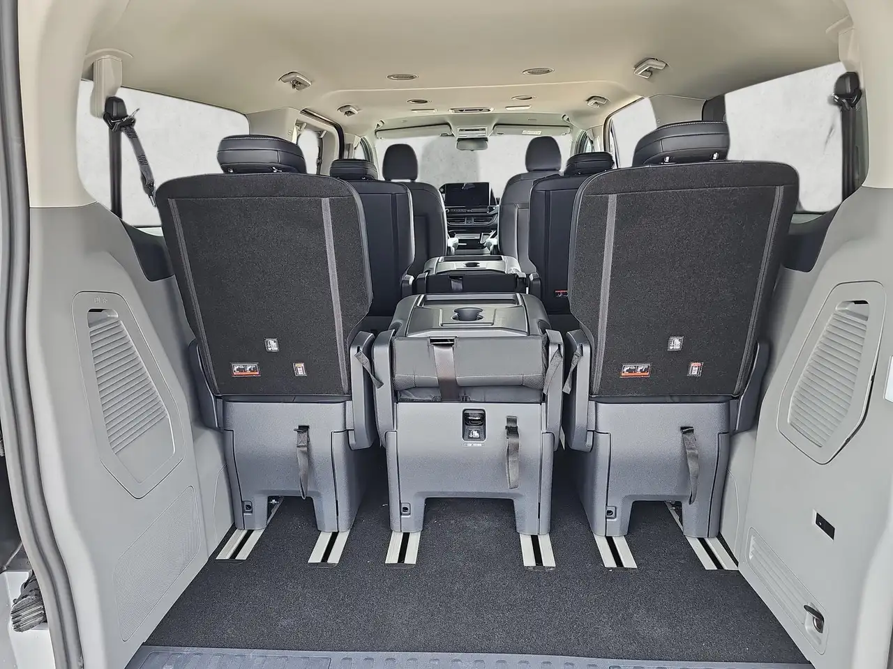 Ford Tourneo 15