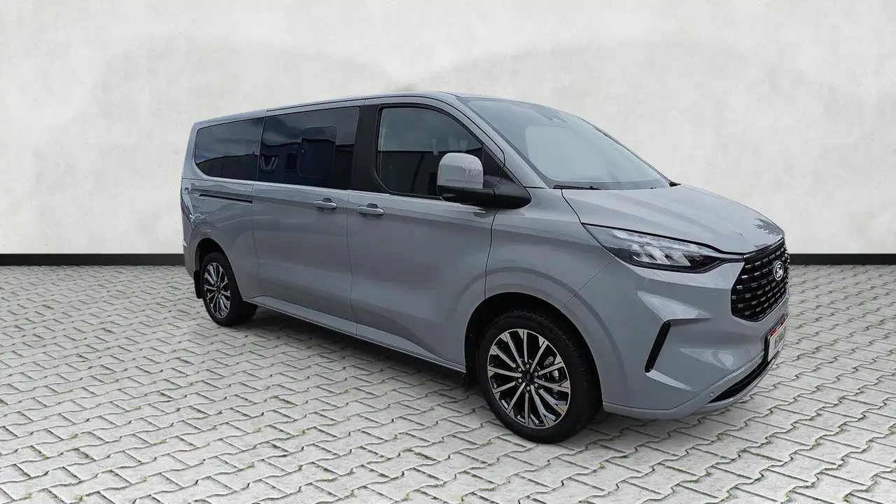Ford Tourneo 16