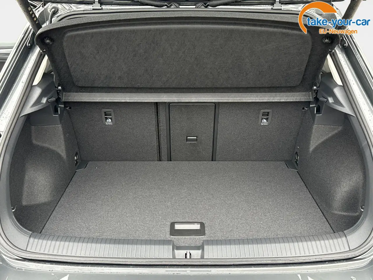Volkswagen T-Roc 11