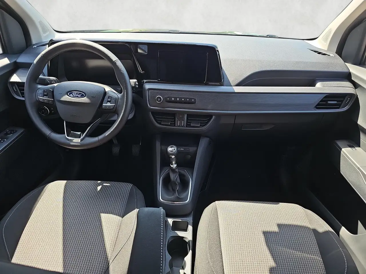 Ford Tourneo 12