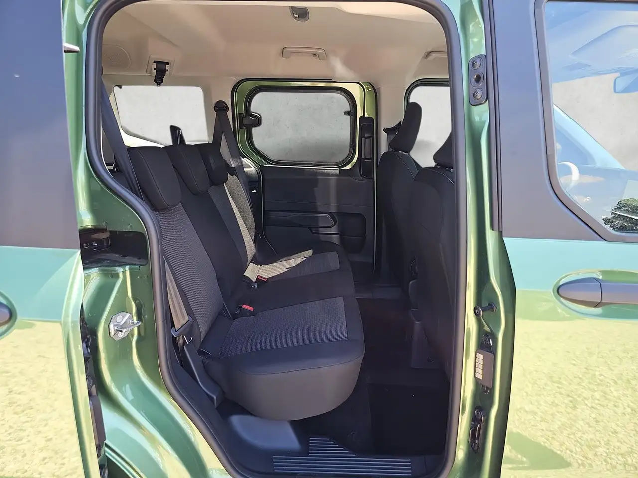 Ford Tourneo 14