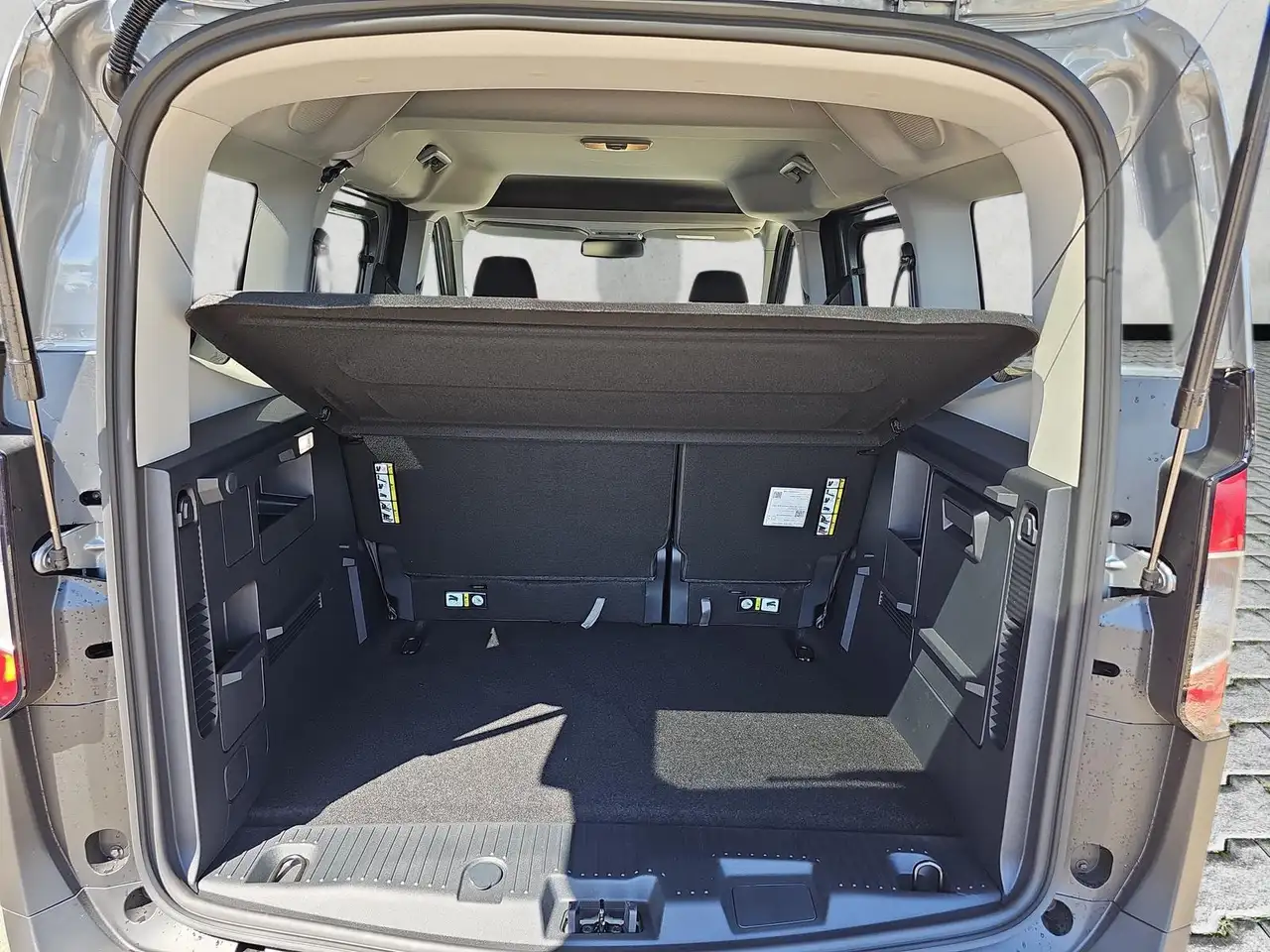 Ford Tourneo 15