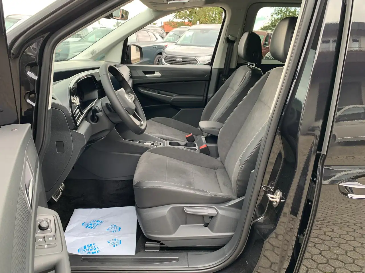 Volkswagen Caddy 13