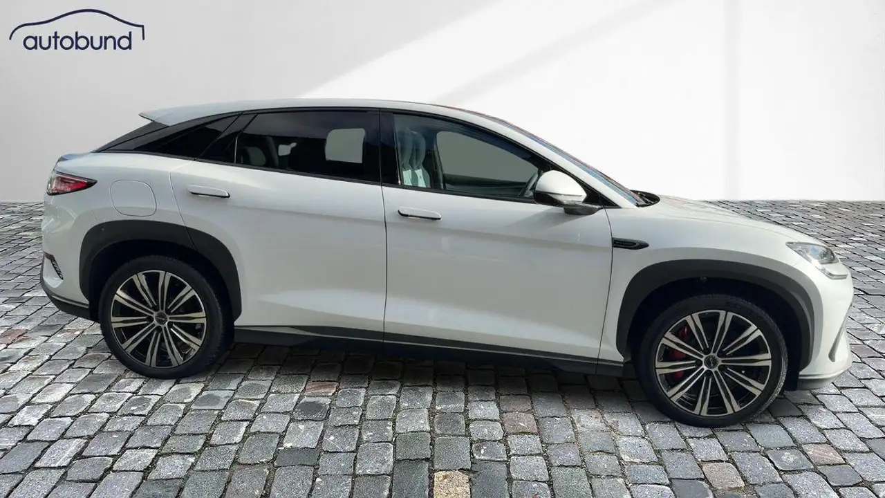 BYD Sealion 7 4