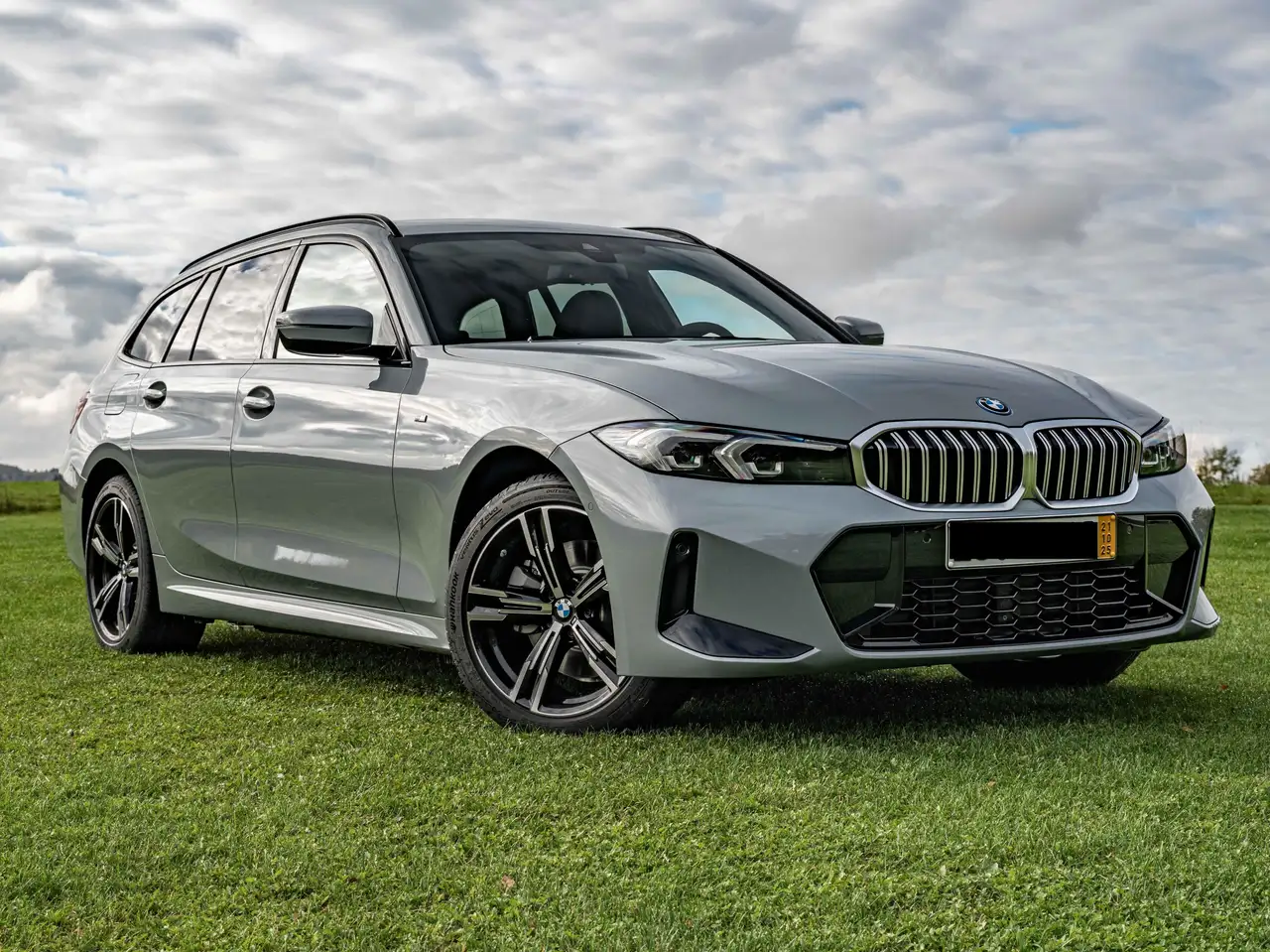 BMW 330