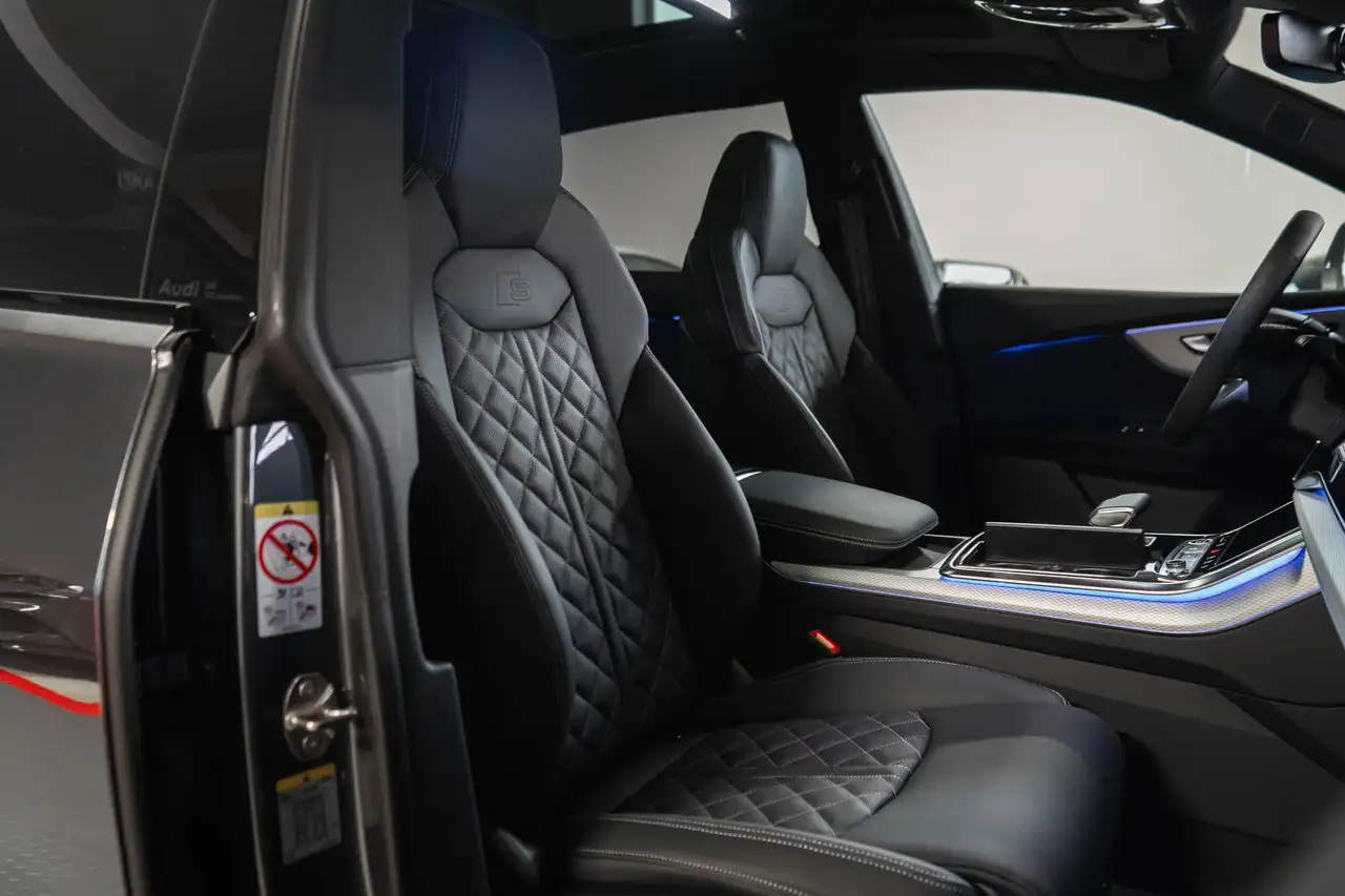 Audi Q8 50 5