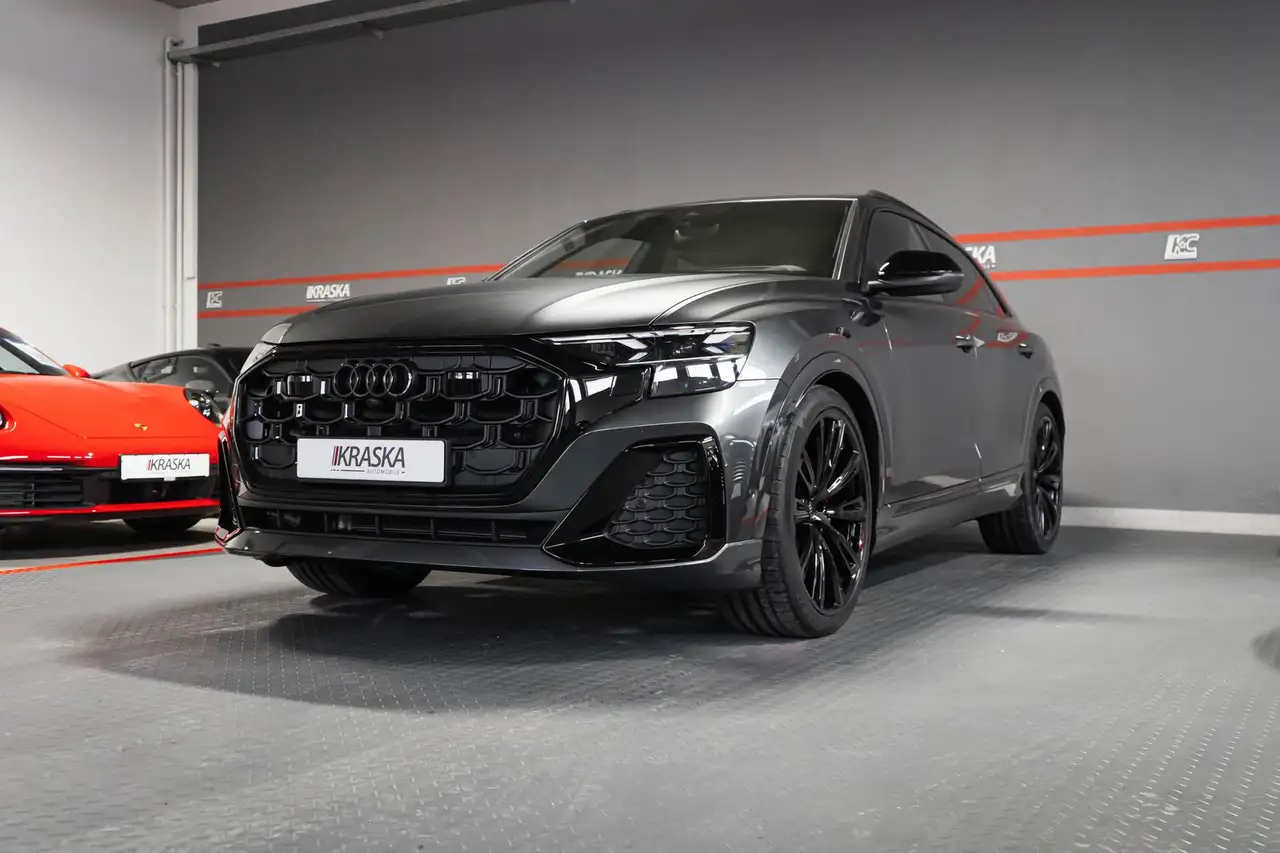 Audi Q8 50 16