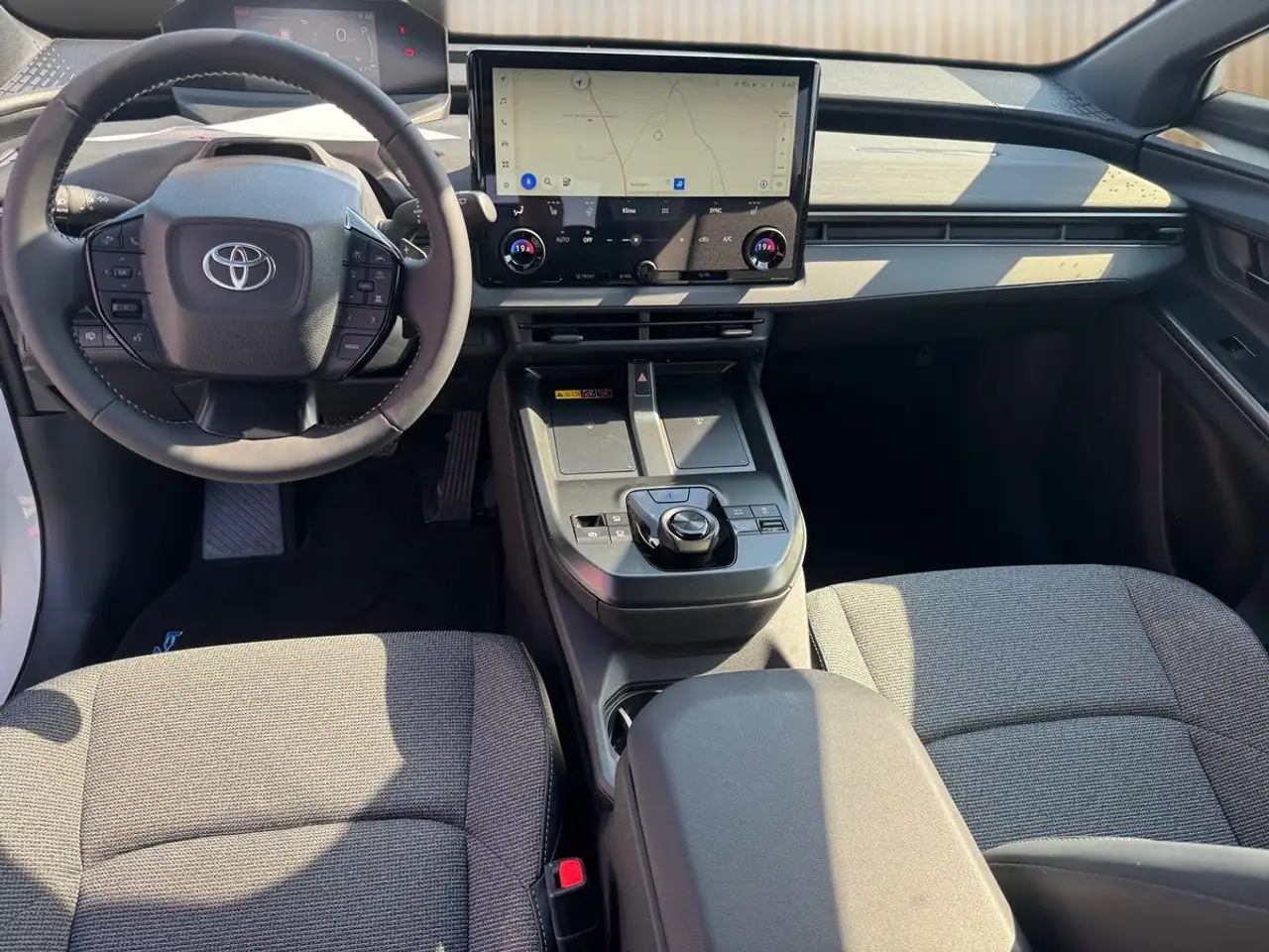 Toyota bZ4X 11