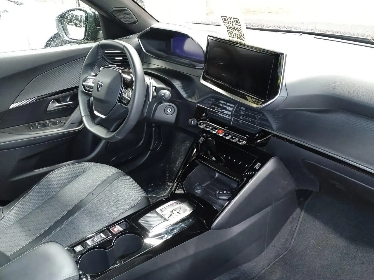 Peugeot 2008 3