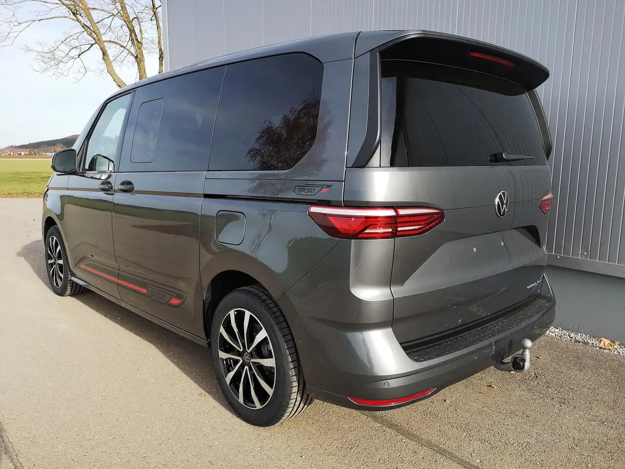 Volkswagen T7 Multivan 3