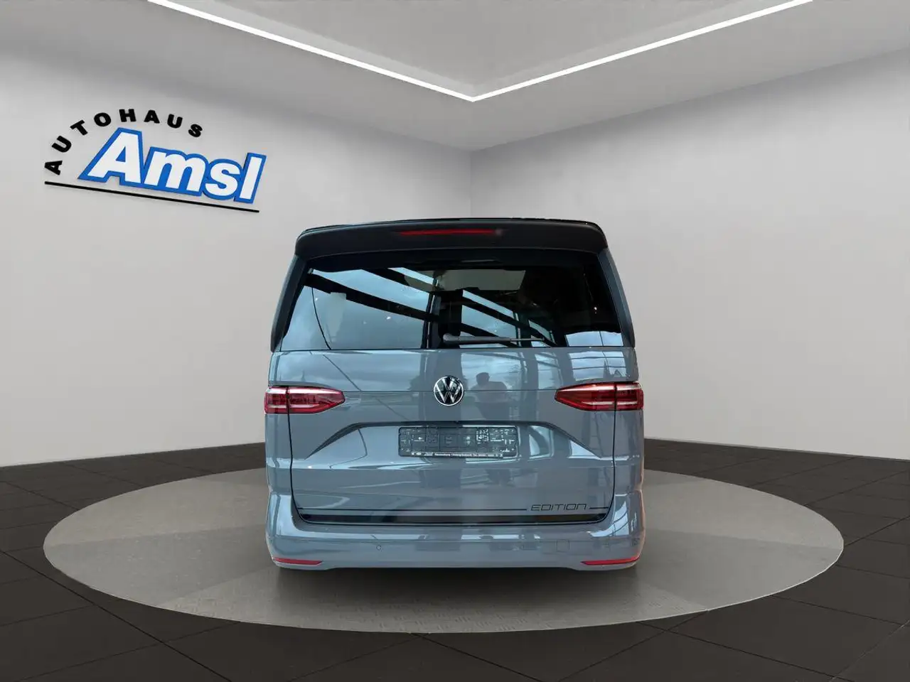 Volkswagen T7 Multivan 4