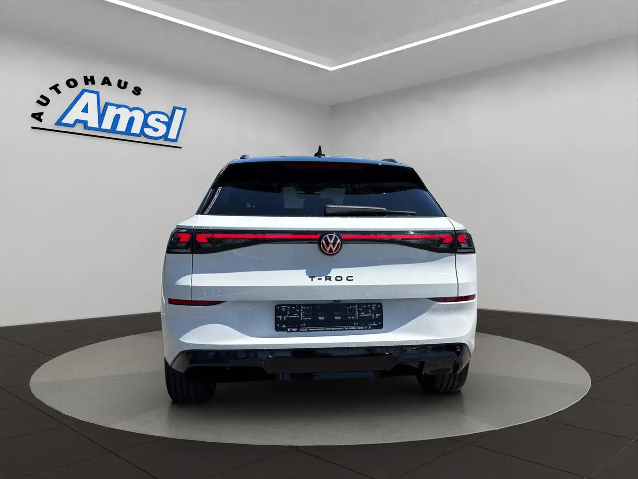 Volkswagen T-Roc 4