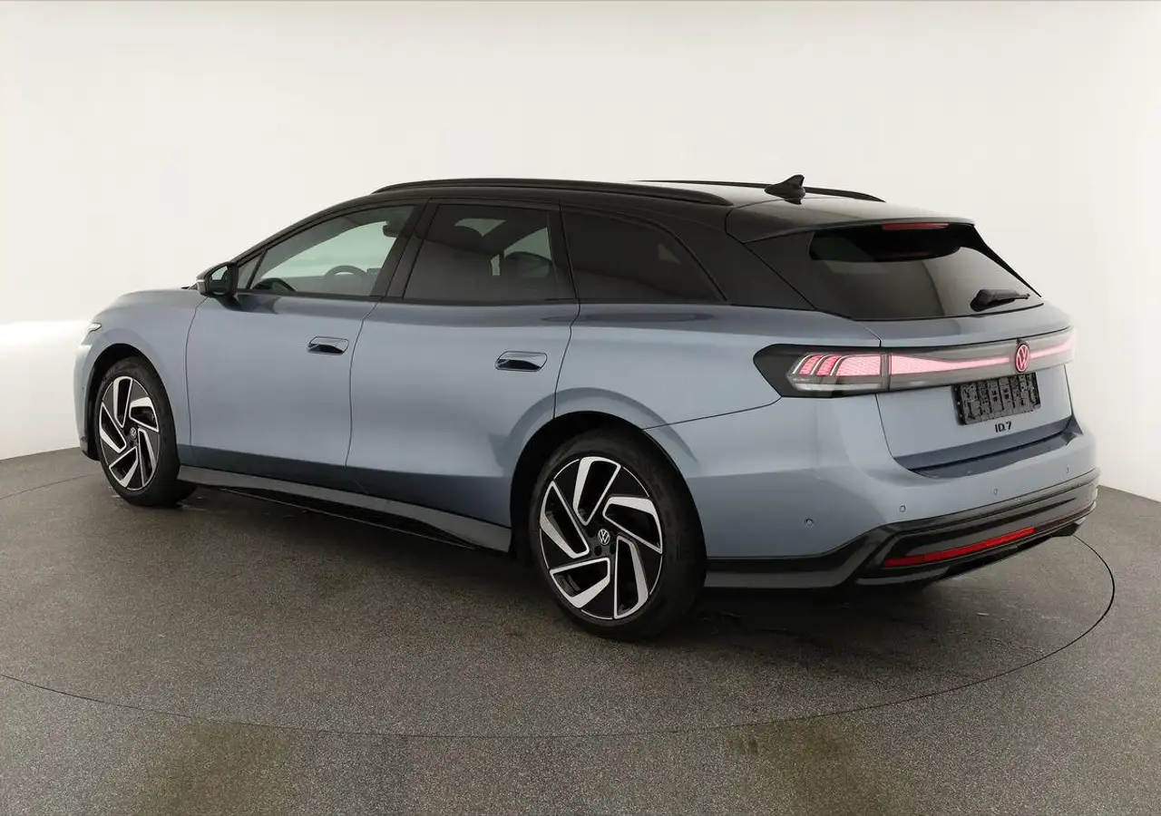 Volkswagen ID.7 5