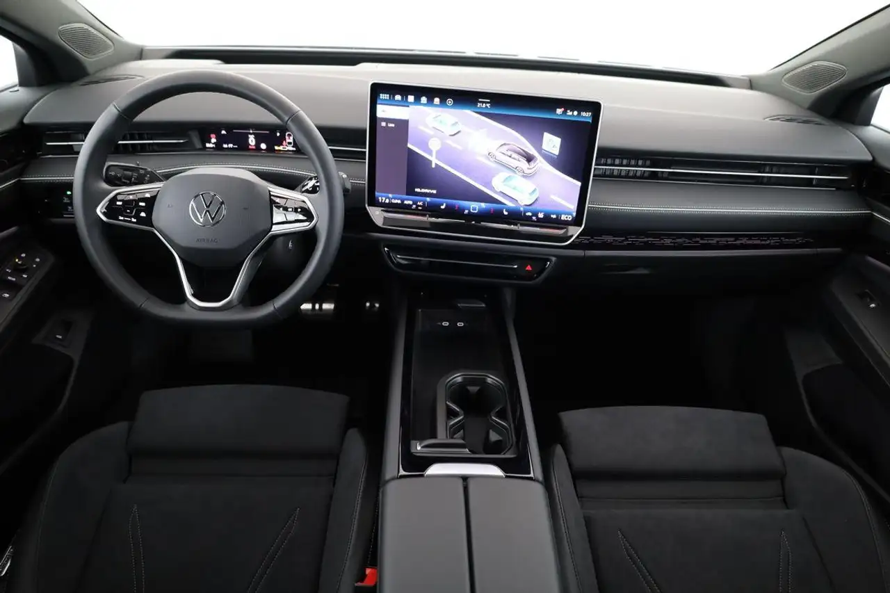 Volkswagen ID.7 6