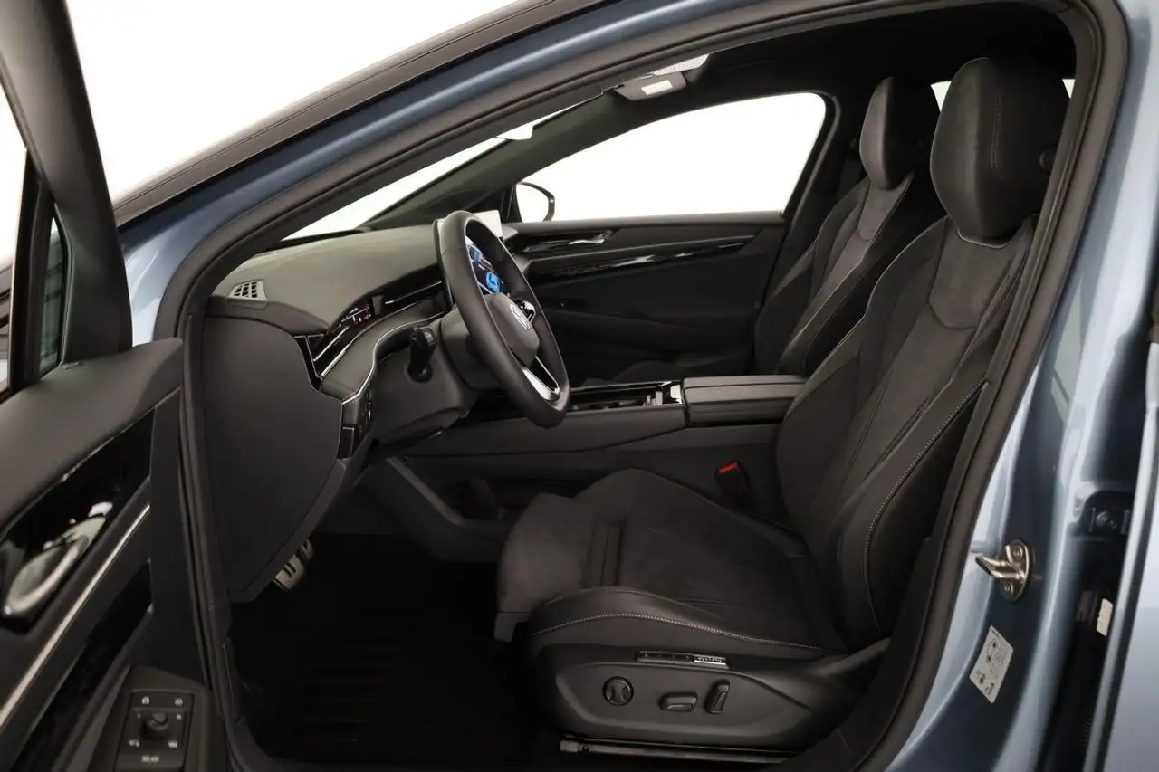 Volkswagen ID.7 12