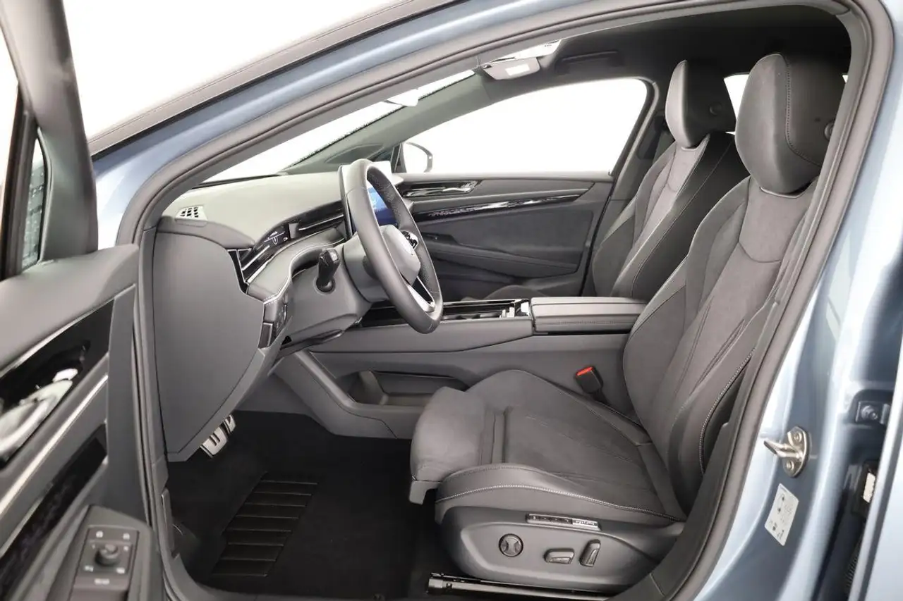 Volkswagen ID.7 12