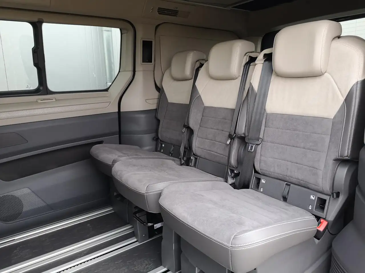 Volkswagen T7 California 7