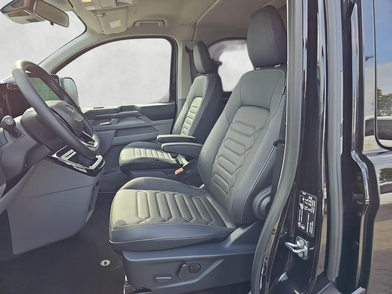 Ford Tourneo 10