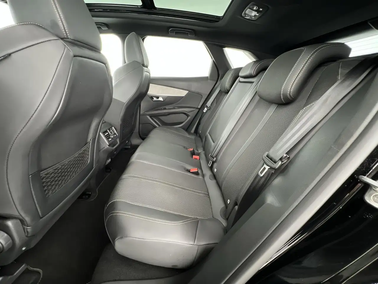 Peugeot 3008 8