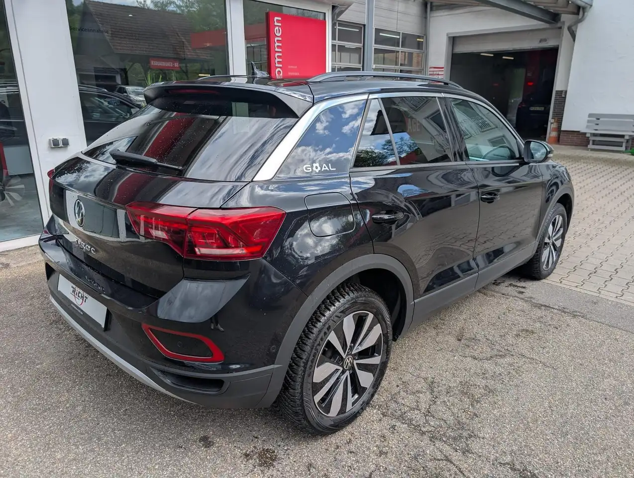 Volkswagen T-Roc 4