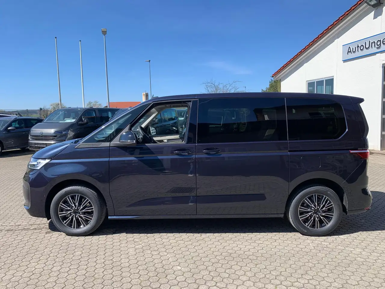 Volkswagen T7 Multivan 5