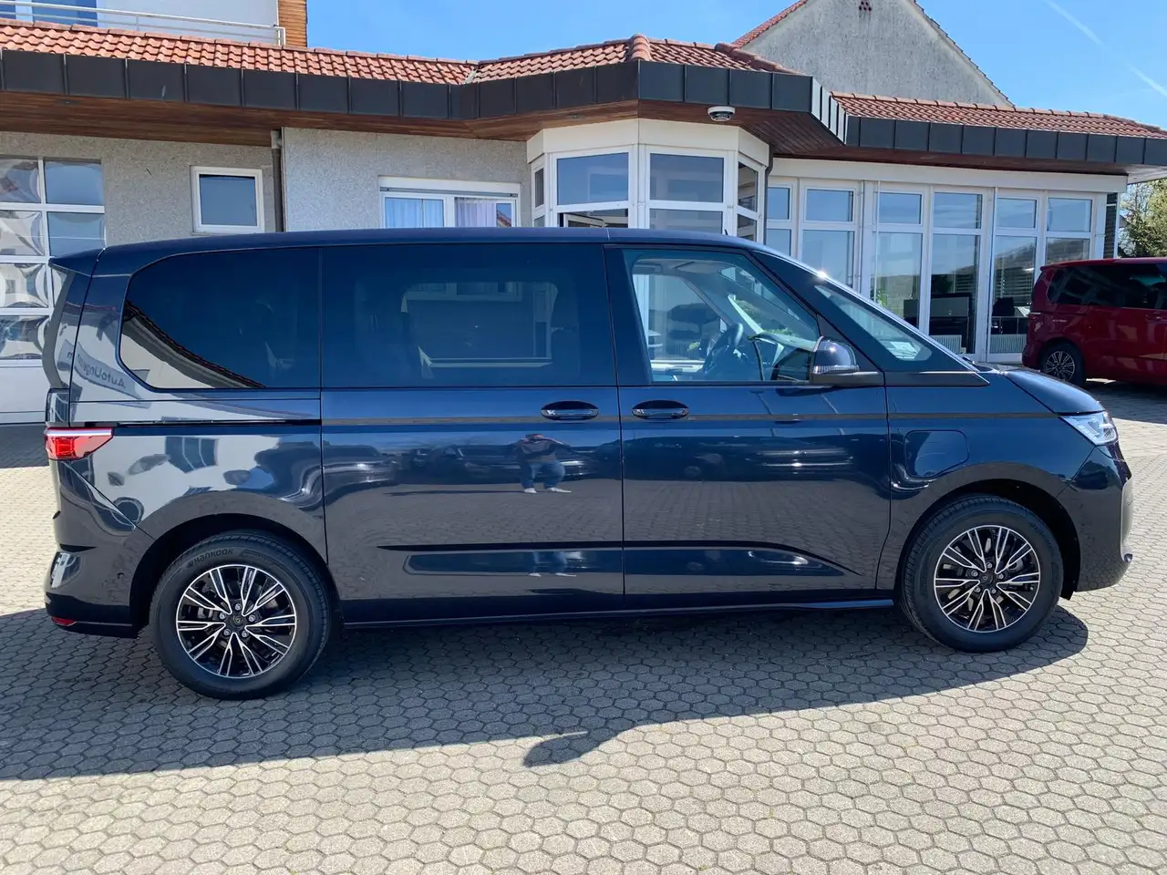 Volkswagen T7 Multivan 6