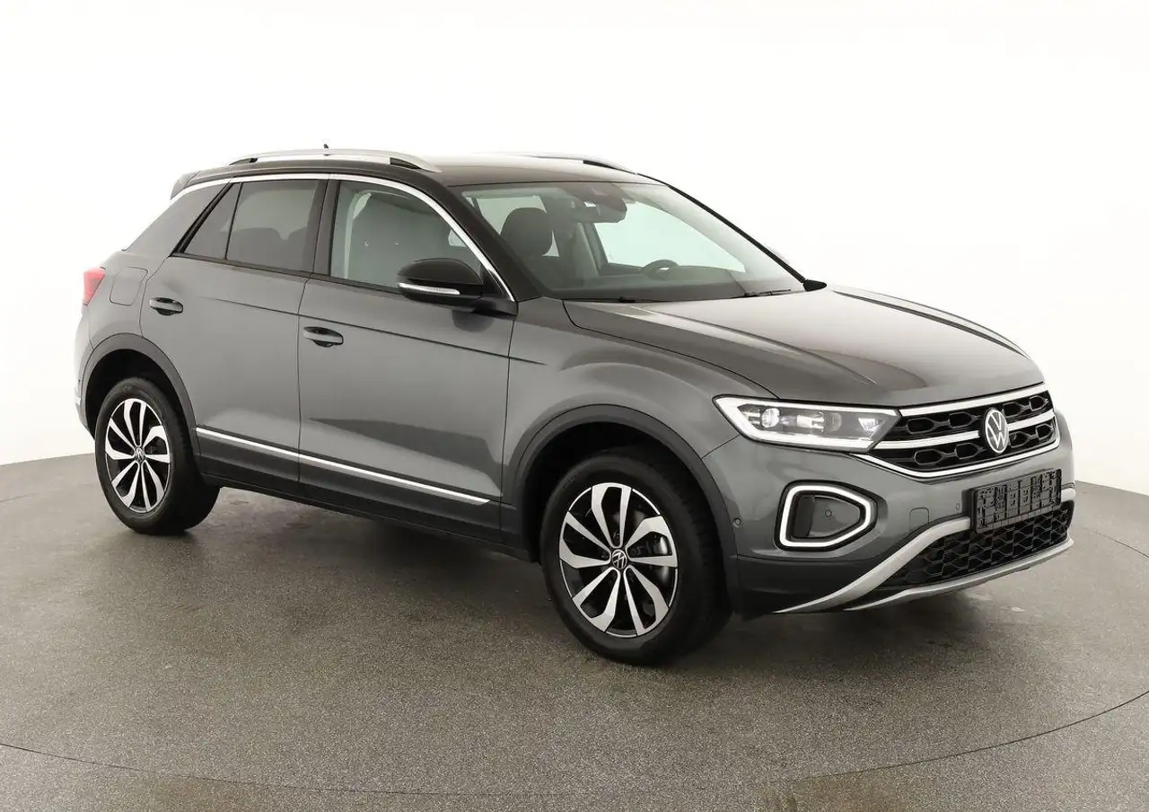 Volkswagen T-Roc 3